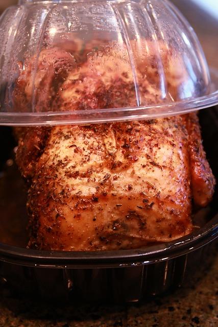 The Difference Between Store-Bought and Homemade Turkey Stock