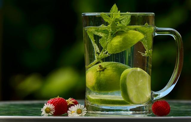 Heading 5: When is the Best Time to Drink a Detox Island Green Smoothie?