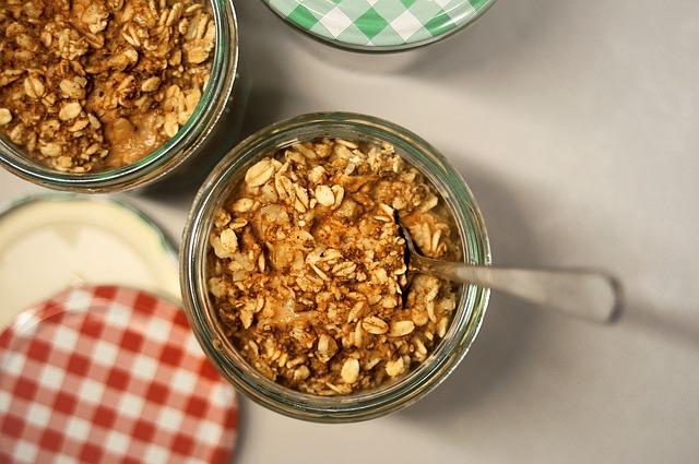 How ⁣to Make Overnight Oats a Healthier Breakfast Option