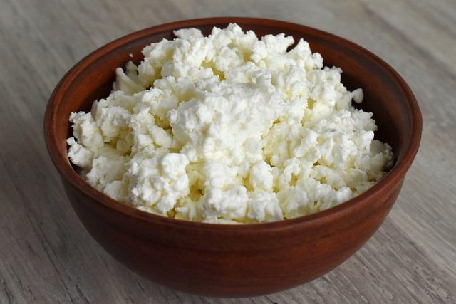 Potential drawbacks of consuming cottage cheese with pineapple