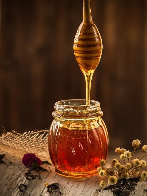 Tips for Maximizing the Health Benefits of Honey in Your Tea