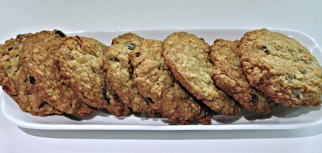 Best Practices for Storing Oatmeal Raisin Cookies