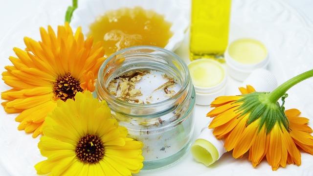 Tips for Choosing a Lip Balm That Won't Harm Your Lips