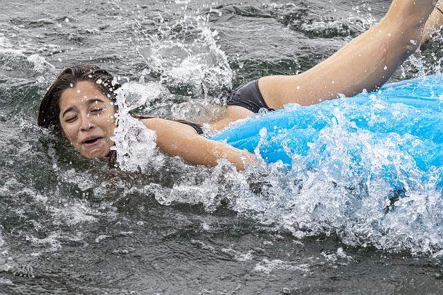 - How Waterbeds Support Proper Spinal Alignment